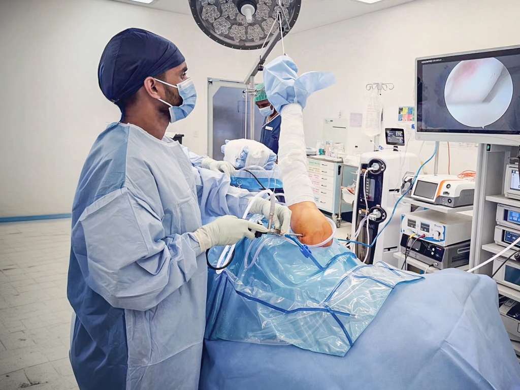 Dr. Nihar Modi Doing Surgery