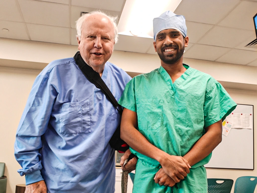 Dr. Nihar Modi Trained in USA
